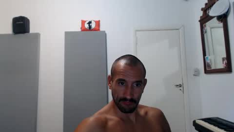 Snapshot of thekingofpains chatting on January 20, 2025, 6:53 pm KINGOFPAINS online show from January 20, 2025, 6:53 pm