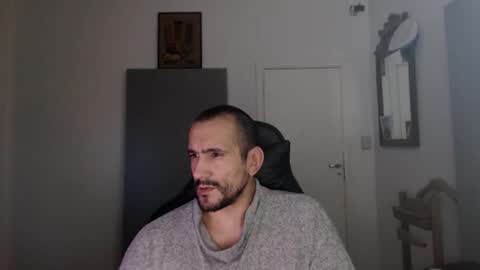 Snapshot of thekingofpains chatting on October 31, 2025, 1:50 am KINGOFPAINS online show from October 31, 2025, 1:50 am