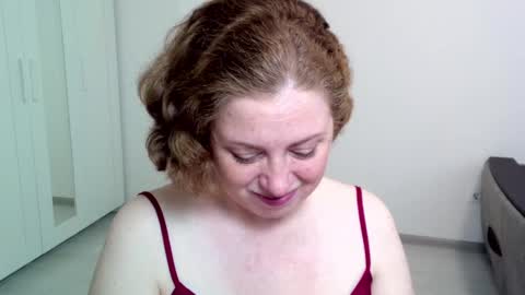 Ella online show from December 10, 2024, 9:01 am