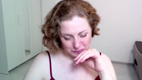 Ella online show from December 15, 2024, 7:46 am