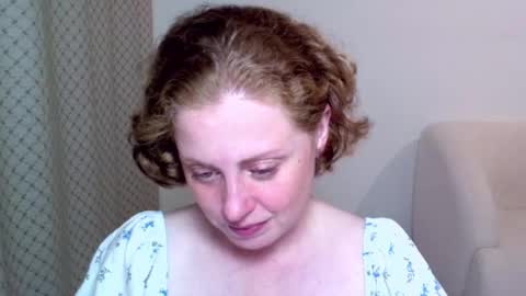 Ella online show from September 8, 2025, 5:56 pm