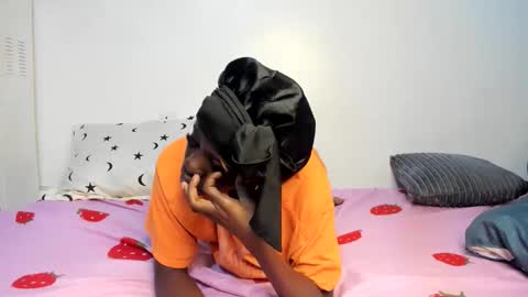 thelil_girl online show from April 16, 2026, 7:14 pm