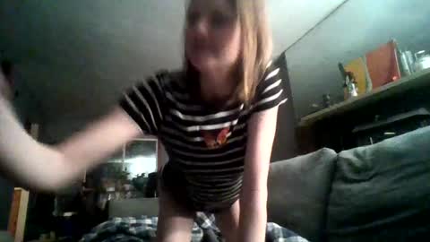 lovecreep online show from January 28, 2025, 7:22 am