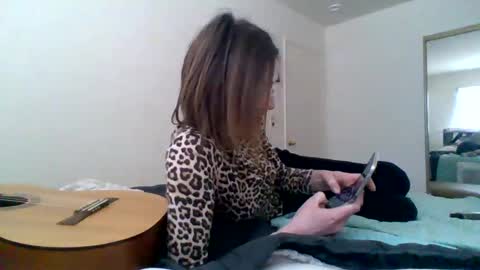 lovecreep online show from February 10, 2025, 6:35 pm