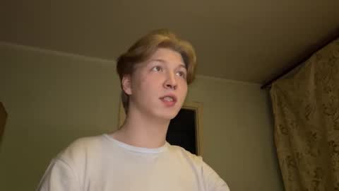 Snapshot of themikesever chatting on September 25, 2025, 6:11 pm Sever online show from September 25, 2025, 6:11 pm