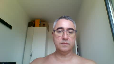 Snapshot of themohican chatting on July 3, 2026, 7:59 am Themohican online show from July 3, 2026, 7:59 am