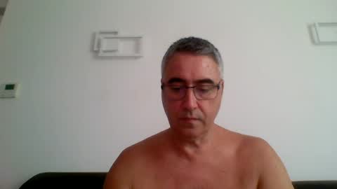 Snapshot of themohican chatting on July 14, 2026, 11:05 am Themohican online show from July 14, 2026, 11:05 am