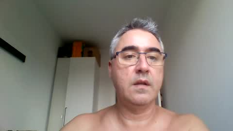 Snapshot of themohican chatting on July 25, 2026, 11:08 am Themohican online show from July 25, 2026, 11:08 am