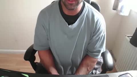 Snapshot of themusclefactory chatting on October 4, 2025, 1:31 pm TheMuscleFactory online show from October 4, 2025, 1:31 pm