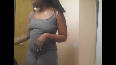 TheNaturalGoddess online show from February 3, 2025, 4:04 am