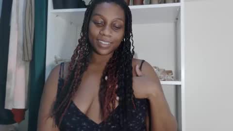 Snapshot of thenaturalgoddess chatting on November 30, 2025, 6:06 am TheNaturalGoddess online show from November 30, 2025, 6:06 am