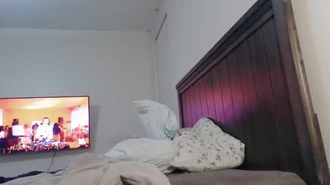 Snapshot of thenaturalgoddess chatting on December 18, 2025, 5:24 am TheNaturalGoddess online show from December 18, 2025, 5:24 am