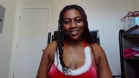 Snapshot of thenaturalgoddess chatting on February 20, 2026, 7:25 pm TheNaturalGoddess online show from February 20, 2026, 7:25 pm