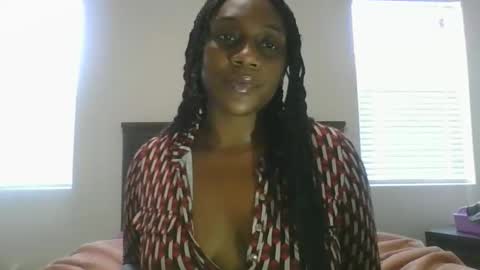 Snapshot of thenaturalgoddess chatting on April 4, 2026, 10:29 pm TheNaturalGoddess online show from April 4, 2026, 10:29 pm