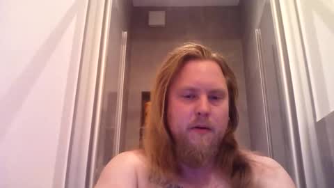 thenewdude1992 online show from October 21, 2025, 6:30 pm