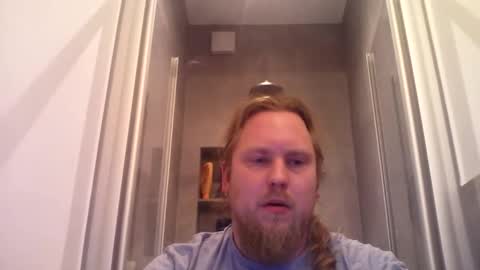 thenewdude1992 online show from January 7, 2026, 6:43 pm