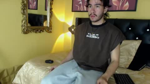 Snapshot of theo_riviera chatting on May 21, 2026, 1:18 pm theo_riviera online show from May 21, 2026, 1:18 pm