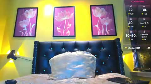Snapshot of theo_riviera chatting on June 12, 2026, 8:30 pm theo_riviera online show from June 12, 2026, 8:30 pm