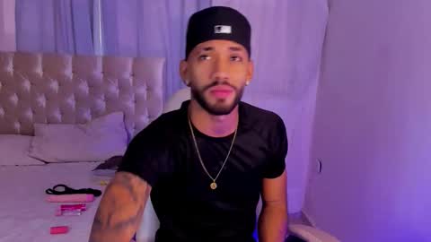 Theo Sky online show from September 27, 2025, 8:03 pm