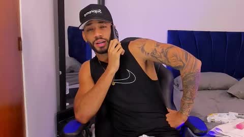 Theo Sky online show from October 3, 2025, 9:12 pm