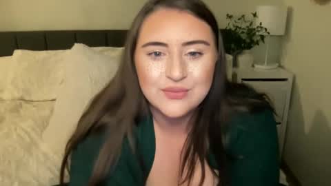 theolivemae online show from January 10, 2025, 2:04 am