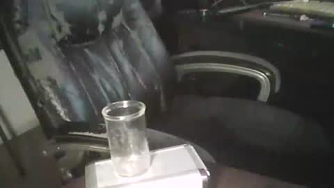 Snapshot of theonedirtyman chatting on November 19, 2025, 5:40 am theonedirtyman online show from November 19, 2025, 5:40 am