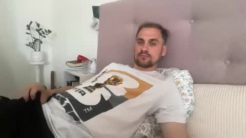 theonetojerkwith online show from May 31, 2026, 7:48 am