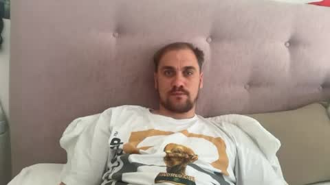 theonetojerkwith online show from June 21, 2026, 6:49 am