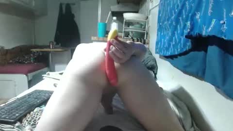 Snapshot of theoneyouwant2fuck chatting on December 20, 2024, 9:43 am theoneyouwanttwofuck online show from December 20, 2024, 9:43 am