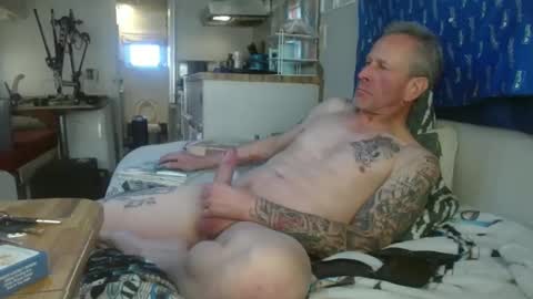 Snapshot of theoneyouwant2fuck chatting on January 15, 2025, 7:55 pm theoneyouwanttwofuck online show from January 15, 2025, 7:55 pm