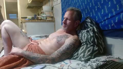 Snapshot of theoneyouwant2fuck chatting on February 26, 2025, 1:32 am theoneyouwanttwofuck online show from February 26, 2025, 1:32 am