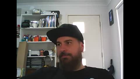 aussiebeard online show from February 27, 2025, 1:27 am