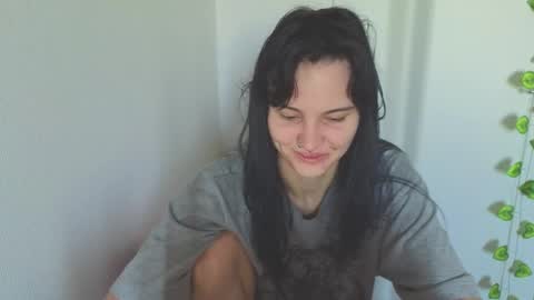 Snapshot of thepasssiflora chatting on May 3, 2026, 4:18 am Vanessa online show from May 3, 2026, 4:18 am