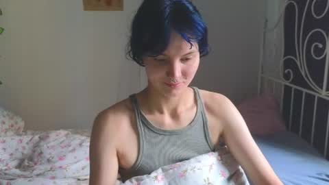 Snapshot of thepasssiflora chatting on July 5, 2026, 4:19 am Vanessa online show from July 5, 2026, 4:19 am