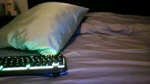 the peach princess  online show from February 3, 2025, 4:20 pm