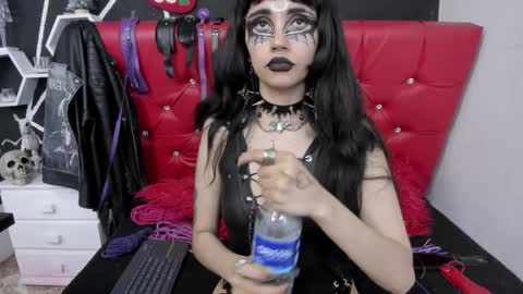 Snapshot of thepoeticedda_ chatting on December 31, 2024, 7:20 am Yue Eclipsa online show from December 31, 2024, 7:20 am