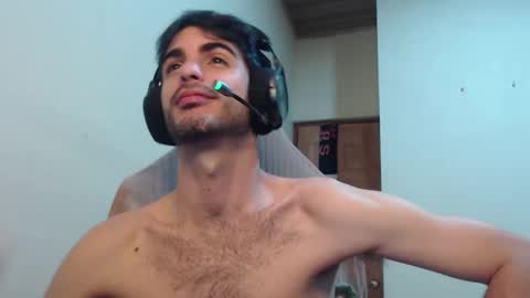 Santiago Enrique online show from November 16, 2025, 6:30 am