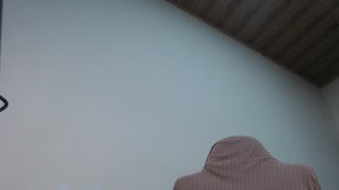 Santiago Enrique online show from April 21, 2026, 6:20 am