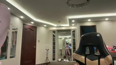 therealcamilabaddie online show from November 19, 2025, 7:58 pm