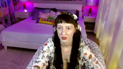 Madame Celeste online show from June 26, 2026, 11:42 pm
