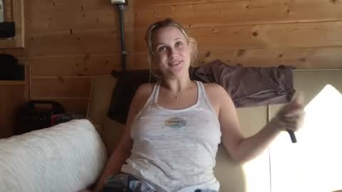 Snapshot of therealtinkerbell420 chatting on January 24, 2025, 9:15 pm therealtinkerbell420 online show from January 24, 2025, 9:15 pm