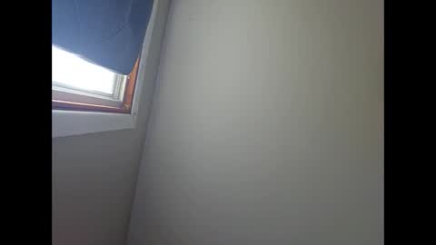 therizzler_1_of_1 online show from November 25, 2025, 9:04 pm