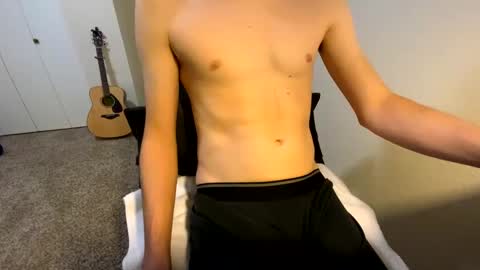 therunnerboy online show from November 5, 2025, 2:11 am