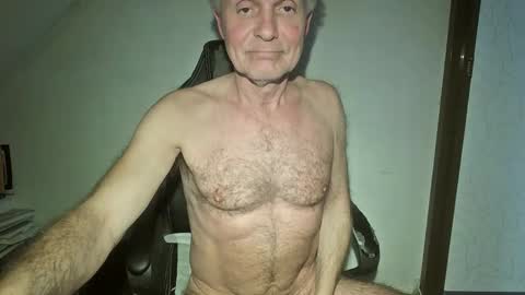 NudeDJ online show from April 20, 2026, 5:54 am