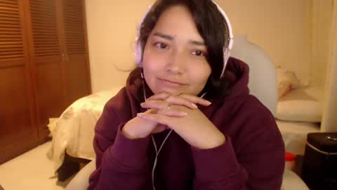 Snapshot of thetalkingbutt chatting on July 10, 2026, 2:05 am Mai online show from July 10, 2026, 2:05 am