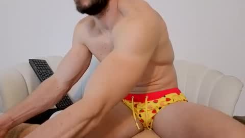 Snapshot of thetopalex chatting on November 11, 2025, 3:39 am TheTopAlex online show from November 11, 2025, 3:39 am