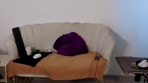 Snapshot of thetopalex chatting on November 12, 2025, 7:20 am TheTopAlex online show from November 12, 2025, 7:20 am