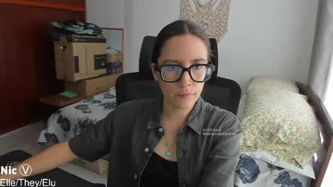Nicole online show from July 1, 2026, 6:51 pm