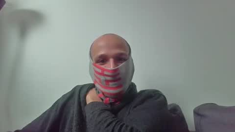Scarf guy online show from February 21, 2025, 9:56 am
