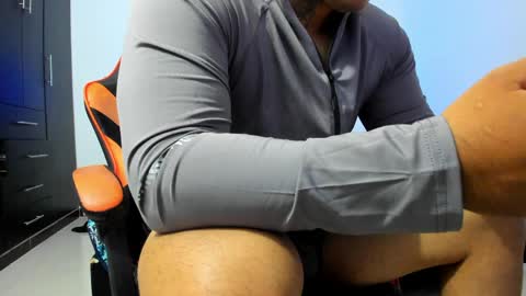 Thiago online show from April 10, 2026, 2:06 am